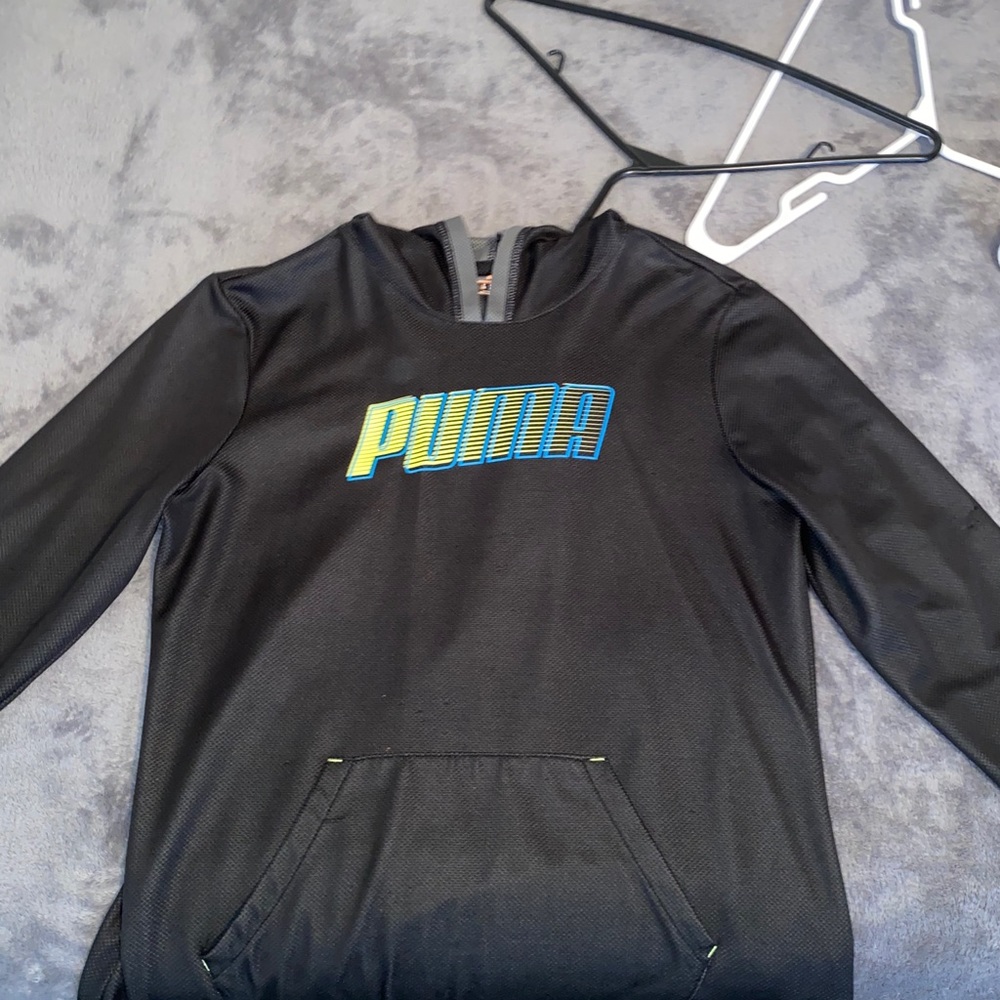 Puma exercising pull over hoodie